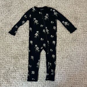 Kyte Midnight Magnolia Zippered Romper Size 6-12mo